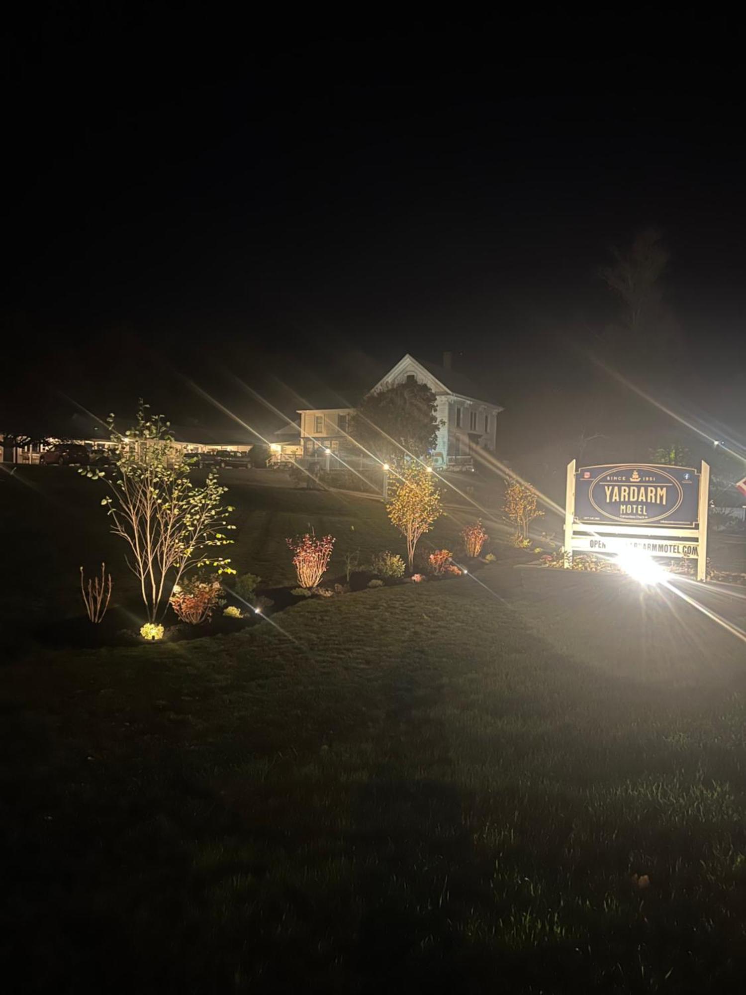 Yardarm Motel Searsport Экстерьер фото