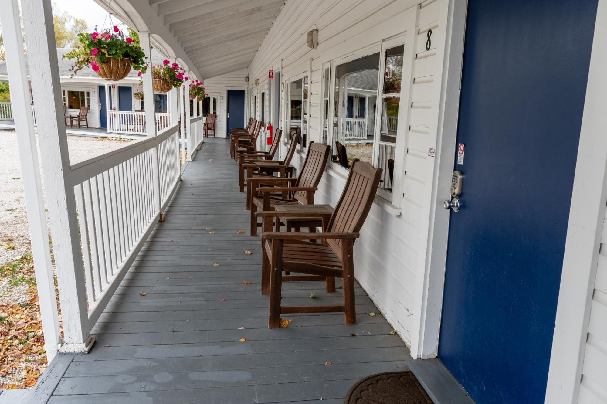 Yardarm Motel Searsport Экстерьер фото