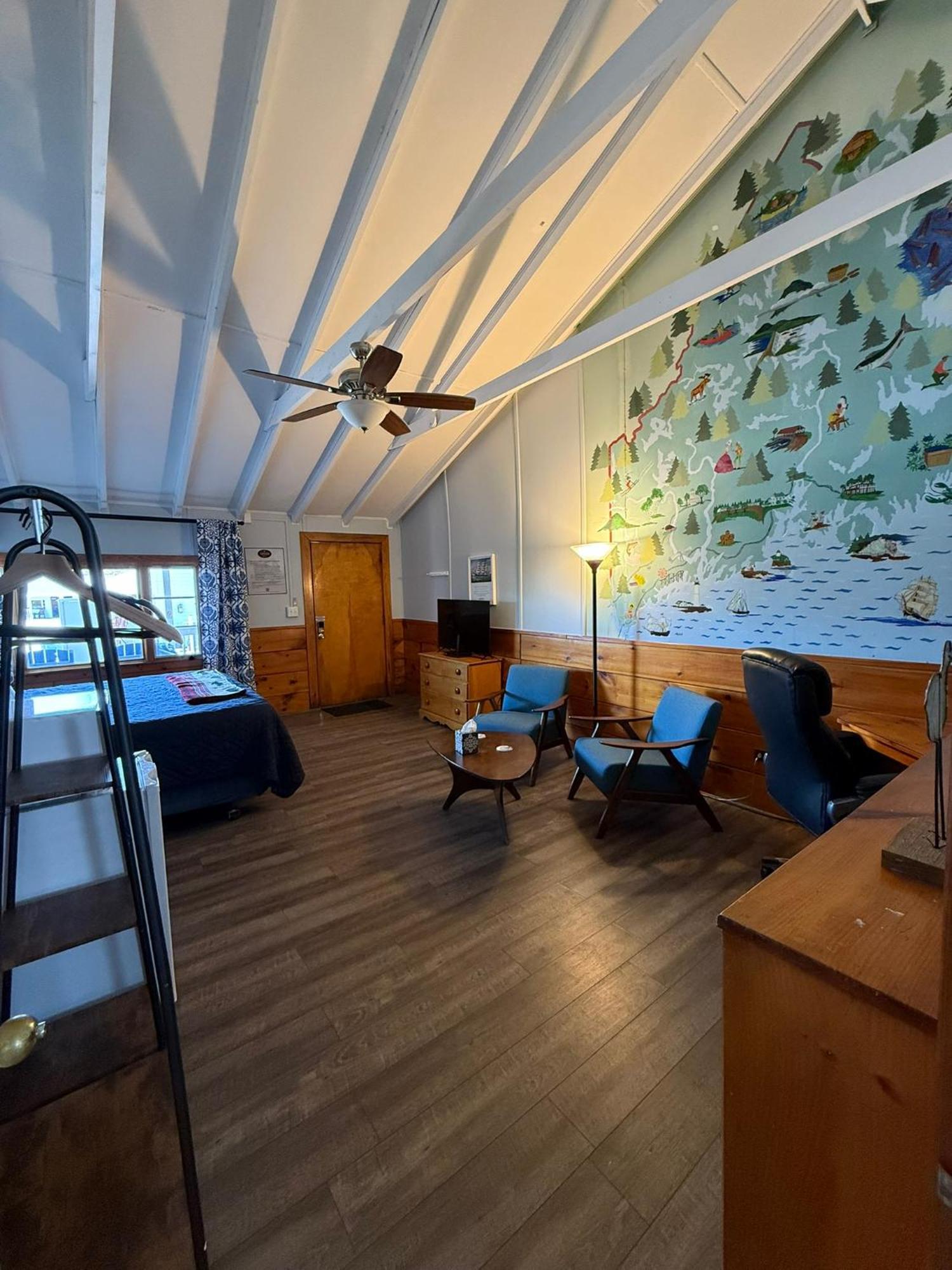 Yardarm Motel Searsport Экстерьер фото